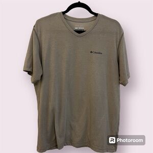 Columbia Large Grey Omni-Wick Short Sleeve Tshirt